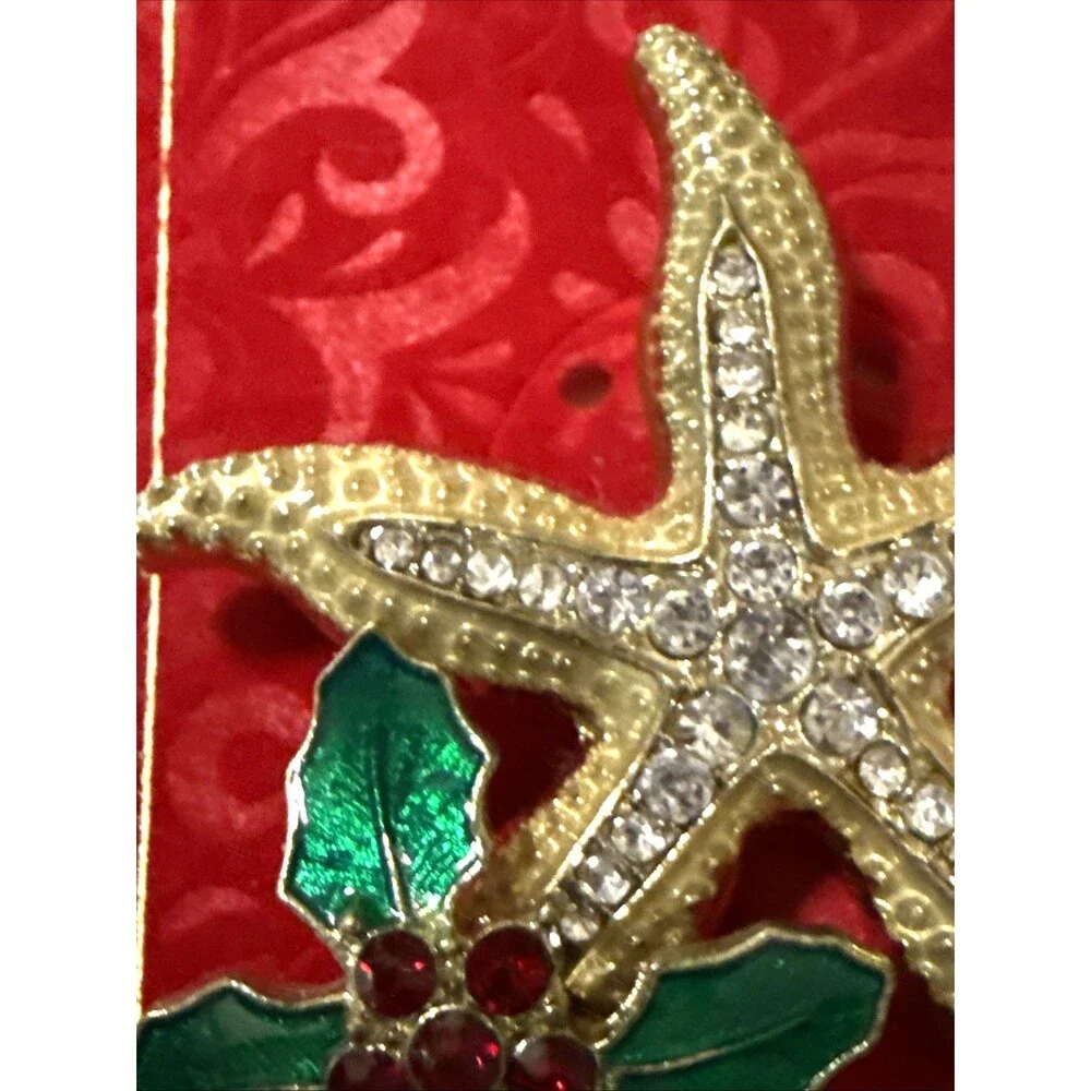 NWT Kohl’s Holiday Lane Starfish Christmas Brooch Rhinestones Enamel Pin 1.75”